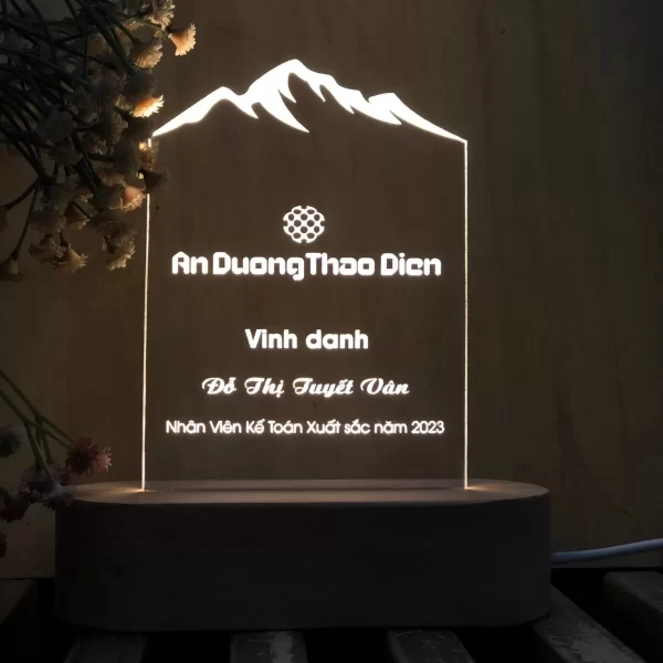 đèn led decor khắc laser làm kỷ niệm chương (trophy)