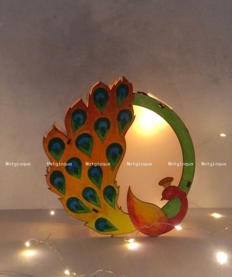 lồng đèn gỗ mộc chưa tô màu mẫu Chim Công