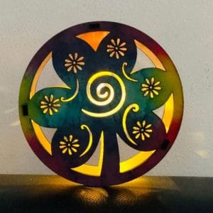 lồng đèn gỗ thủ công in màu sẵn mẫu cây may mắn