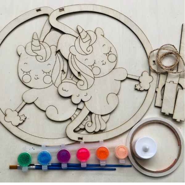 Lồng đèn gỗ mộc chưa tô màu làm quà tặng các bé dịp Trung Thu, chủ đề Unicorn, 20cm dễ thương